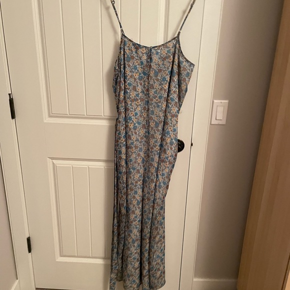 Jumpsuit - Picture 4 of 5